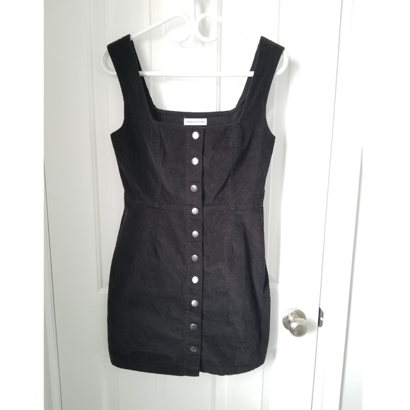 3/50$ Urban Outfitters black jumper size 4 small - Picture 1 of 3